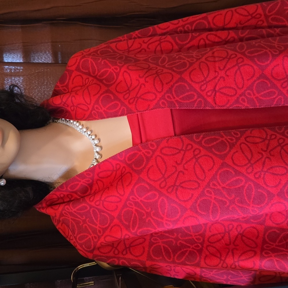 Elegant Red Shawl